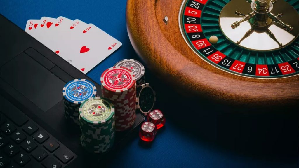 Stalo azartinių lošimų tipai